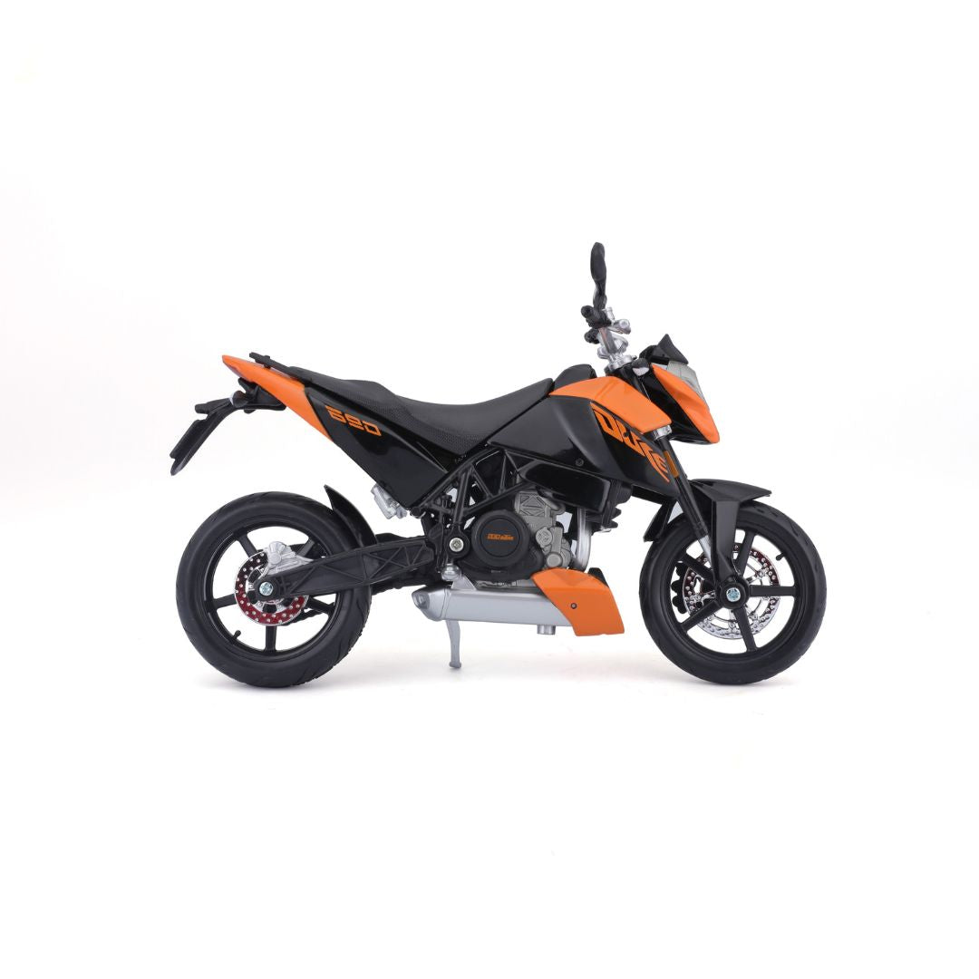 31101 20-09265 Bburago Maisto - KTM 690 Duke, arancione e nero - Scala 1:12
