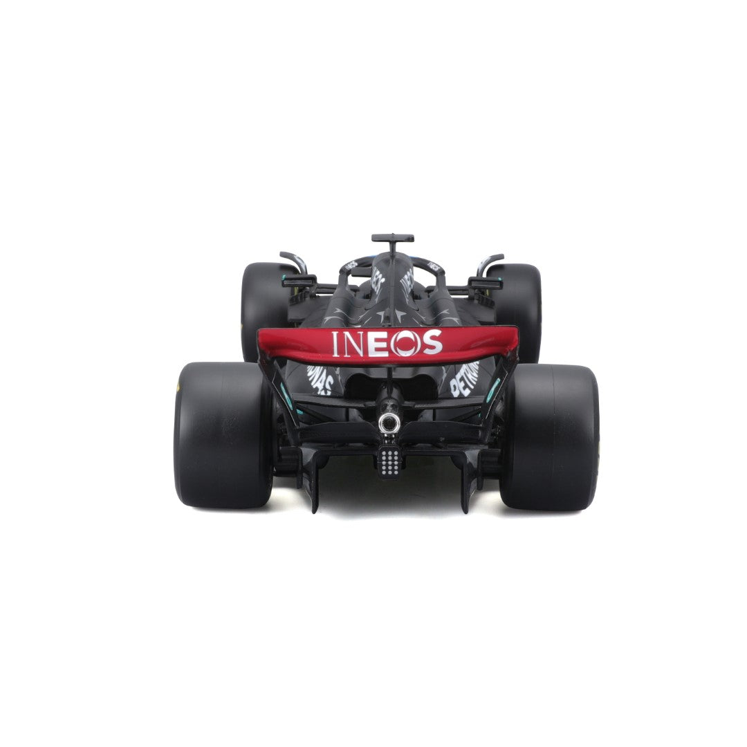 18-28028 Bburago Race - Mercedes AMG F1 W14 E Performance #63 Russell - 1:24