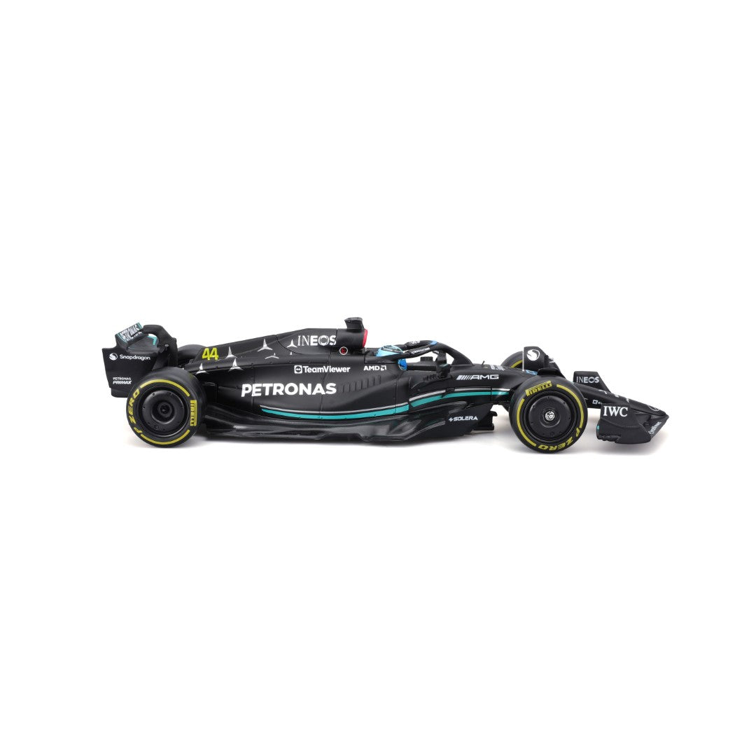 18-28028 Bburago Race - Mercedes AMG F1 W14 E Performance #63 Russell - 1:24