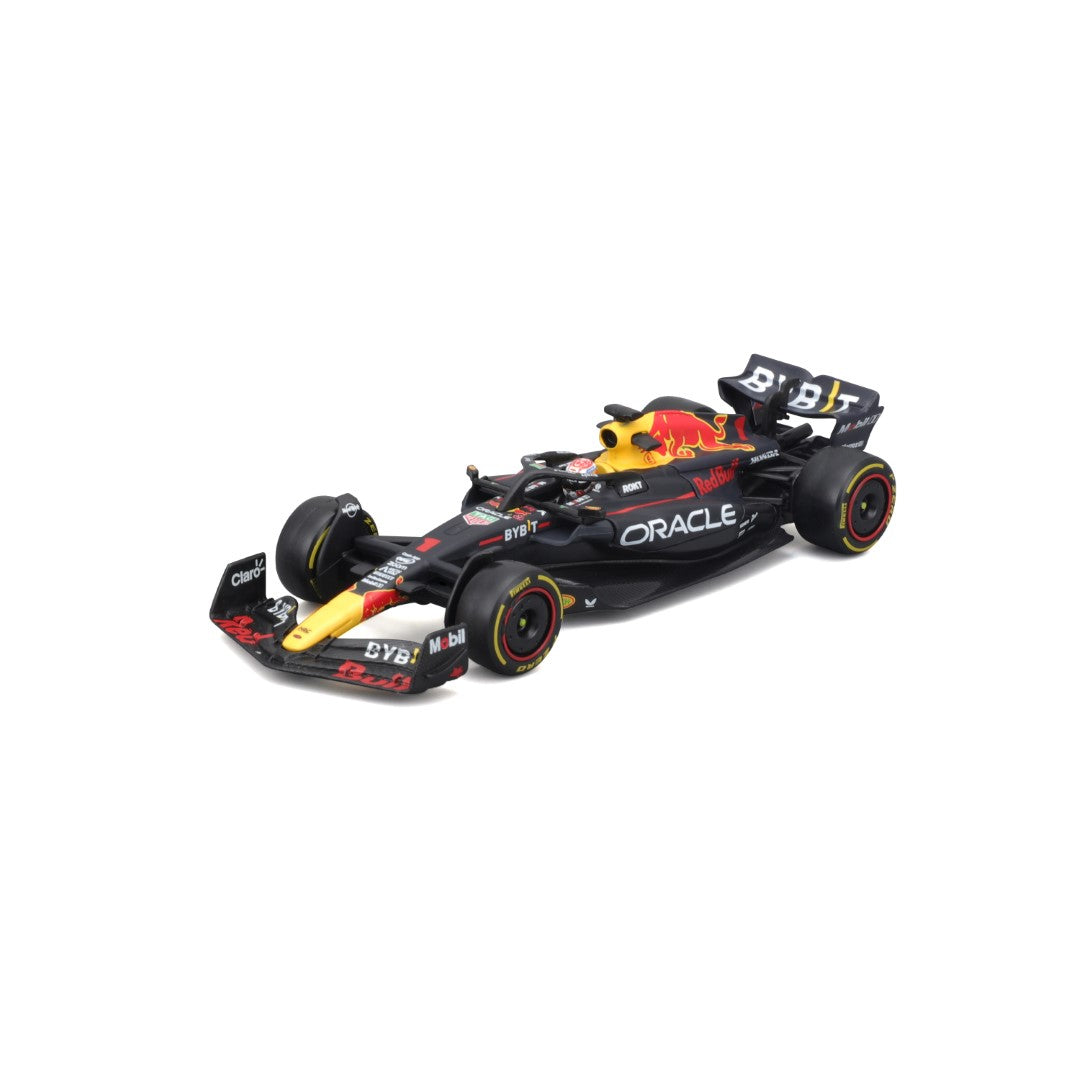 18-38083 Bburago Race F1  Red Bull Racing RB19 #1 Verstappen, con casco - 1:43
