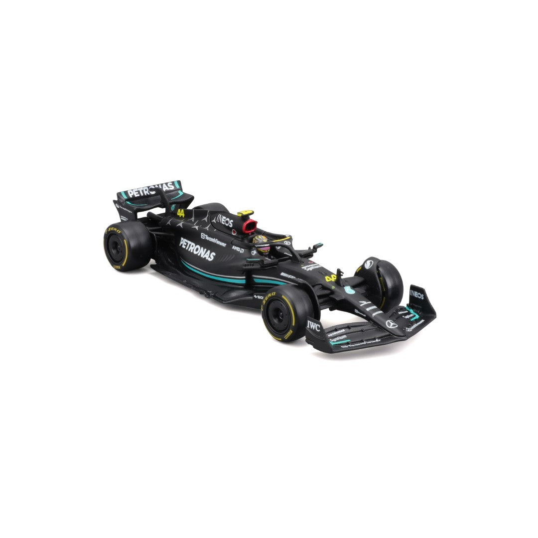 18-38081 Bburago Race -Mercedes AMG F1 W14 EPerformance #44 Hamilton, con casco
