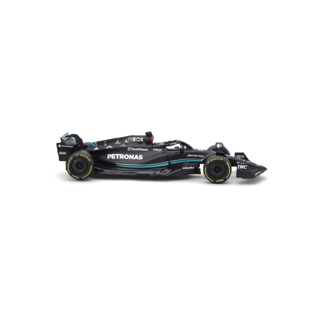 18-38081 Bburago Race -Mercedes AMG F1 W14 E Performance #63 Russell, con casco