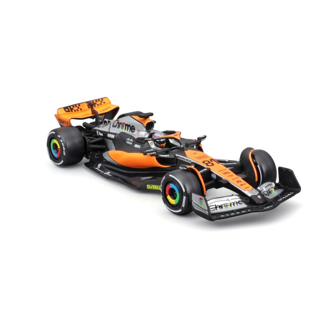 18-38088 Bburago Race - McLaren F1 Team MCL60 #81 Piastri, con casco -Scala 1:43