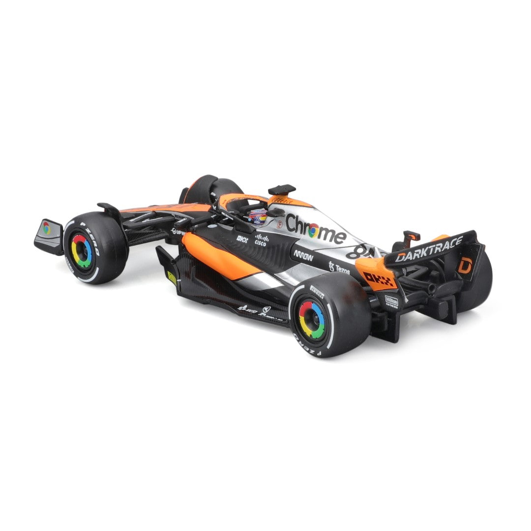 18-38088 Bburago Race - McLaren F1 Team MCL60 #81 Piastri, con casco -Scala 1:43