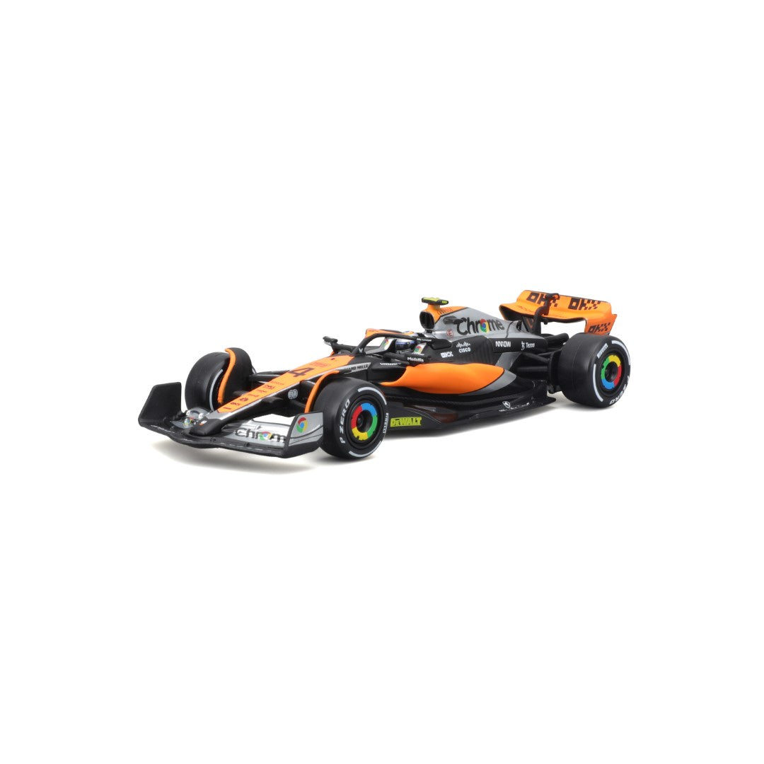 18-38088 Bburago Race - McLaren F1 Team MCL60 #4 Norris, con casco - Scala 1:43