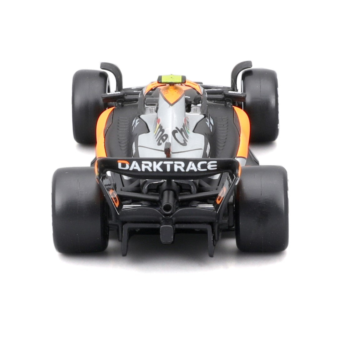18-38088 Bburago Race - McLaren F1 Team MCL60 #4 Norris, con casco - Scala 1:43