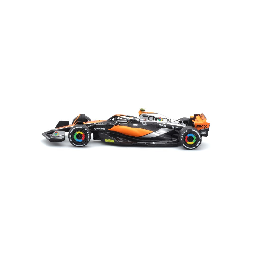 18-38088 Bburago Race - McLaren F1 Team MCL60 #4 Norris, con casco - Scala 1:43