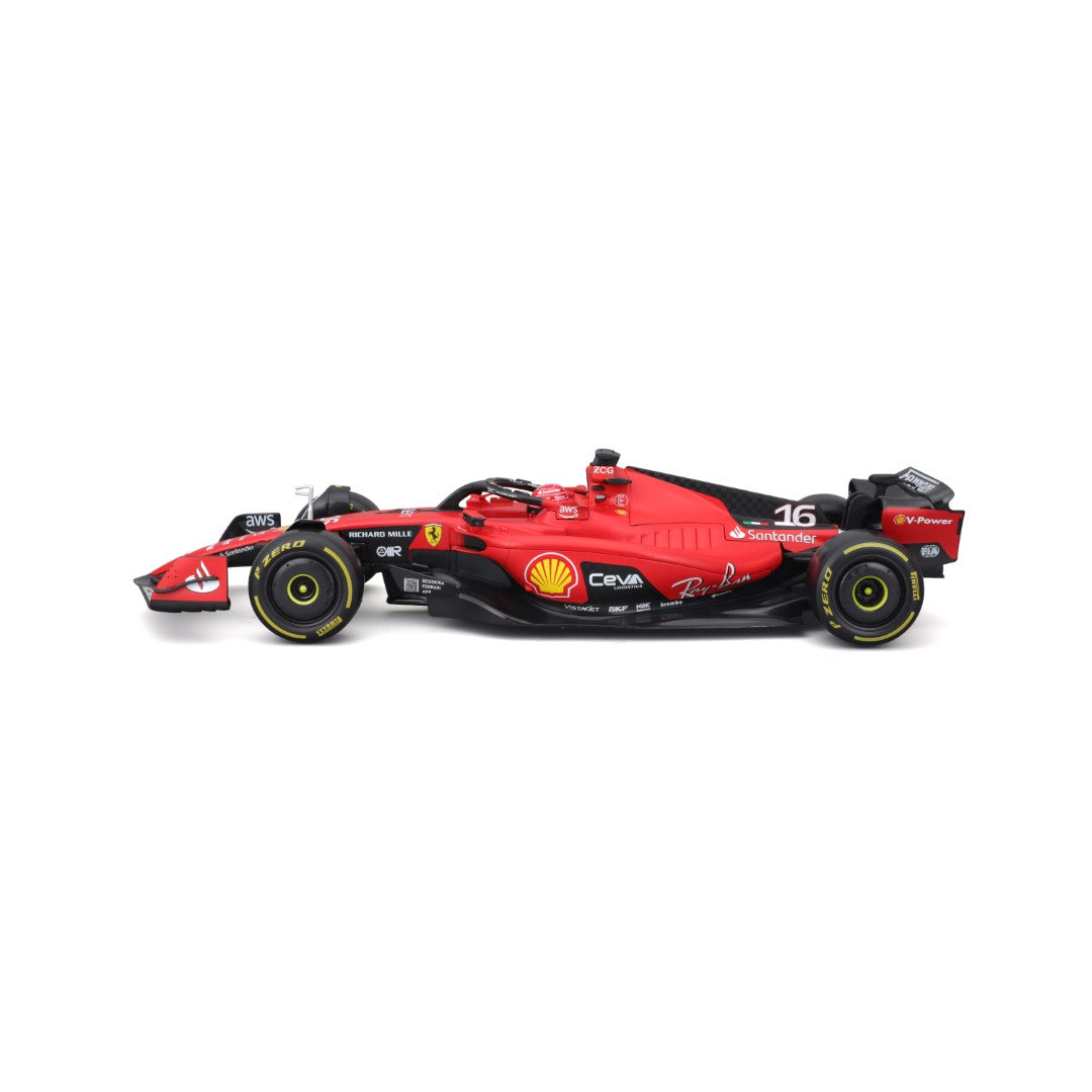 18-16812 Bburago Ferrari Racing F1 Ferrari SF-23, con casco #16 Leclerc -  1:18
