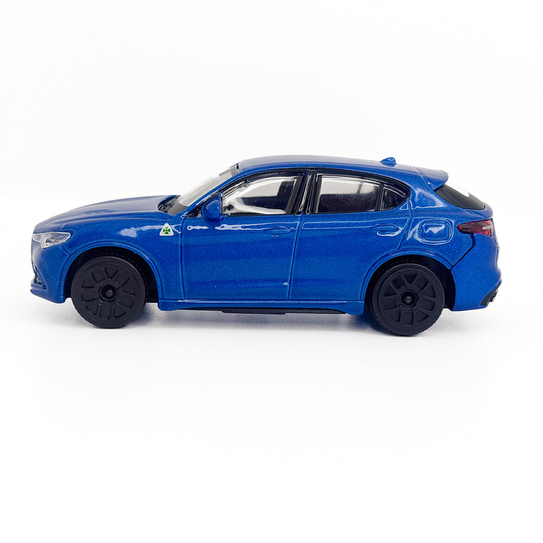 18-30389 Bburago Street Fire - Alfa Romeo Stelvio, blu - Scala 1:43