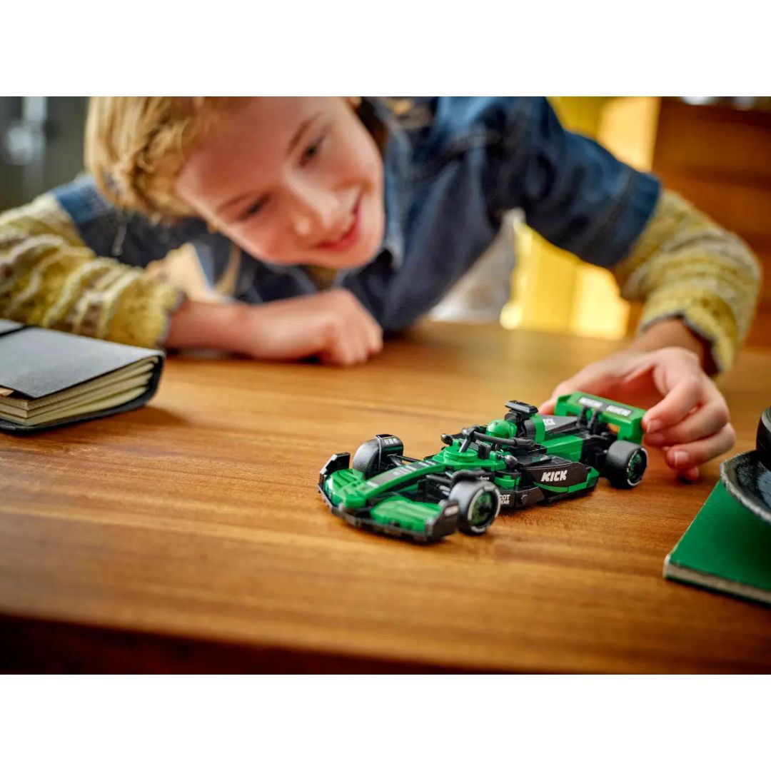 77247 LEGO Speed Champions - Auto da corsa KICK Sauber F1® Team C44