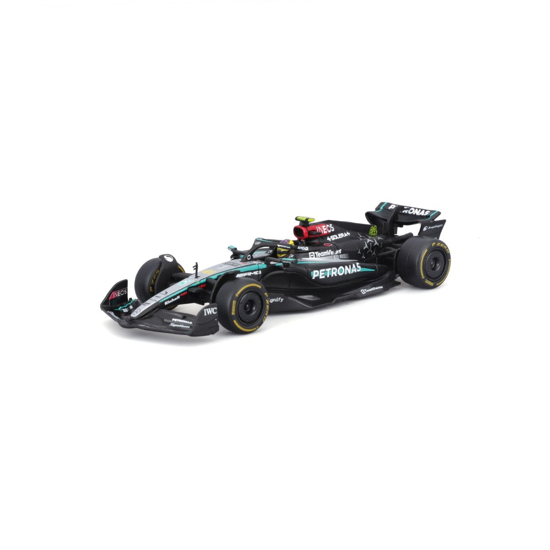 18-38209H Bburago -F1 Mercedes-AMG W15 E Performance #44 con casco Hamilton 1:43