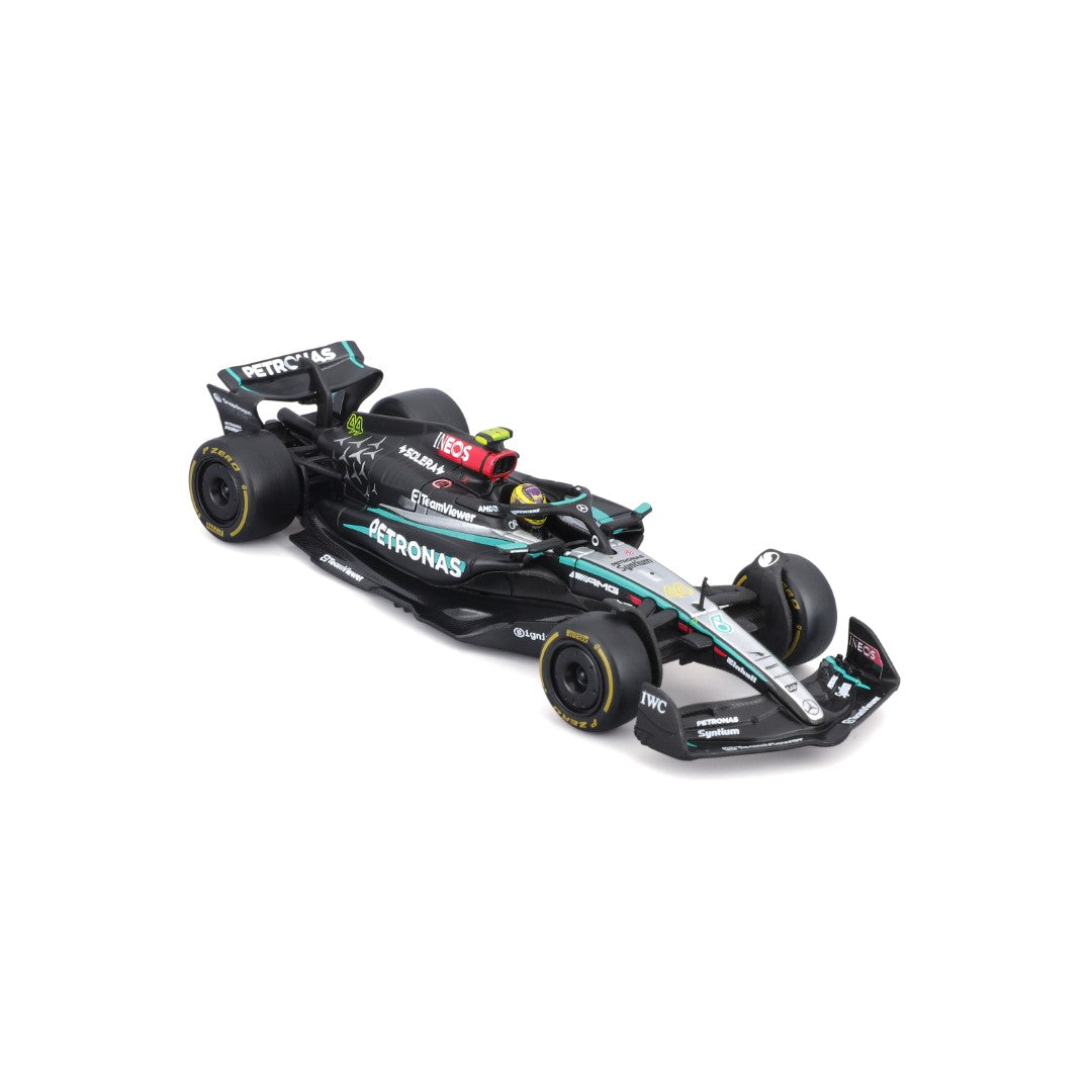 18-38209H Bburago -F1 Mercedes-AMG W15 E Performance #44 con casco Hamilton 1:43