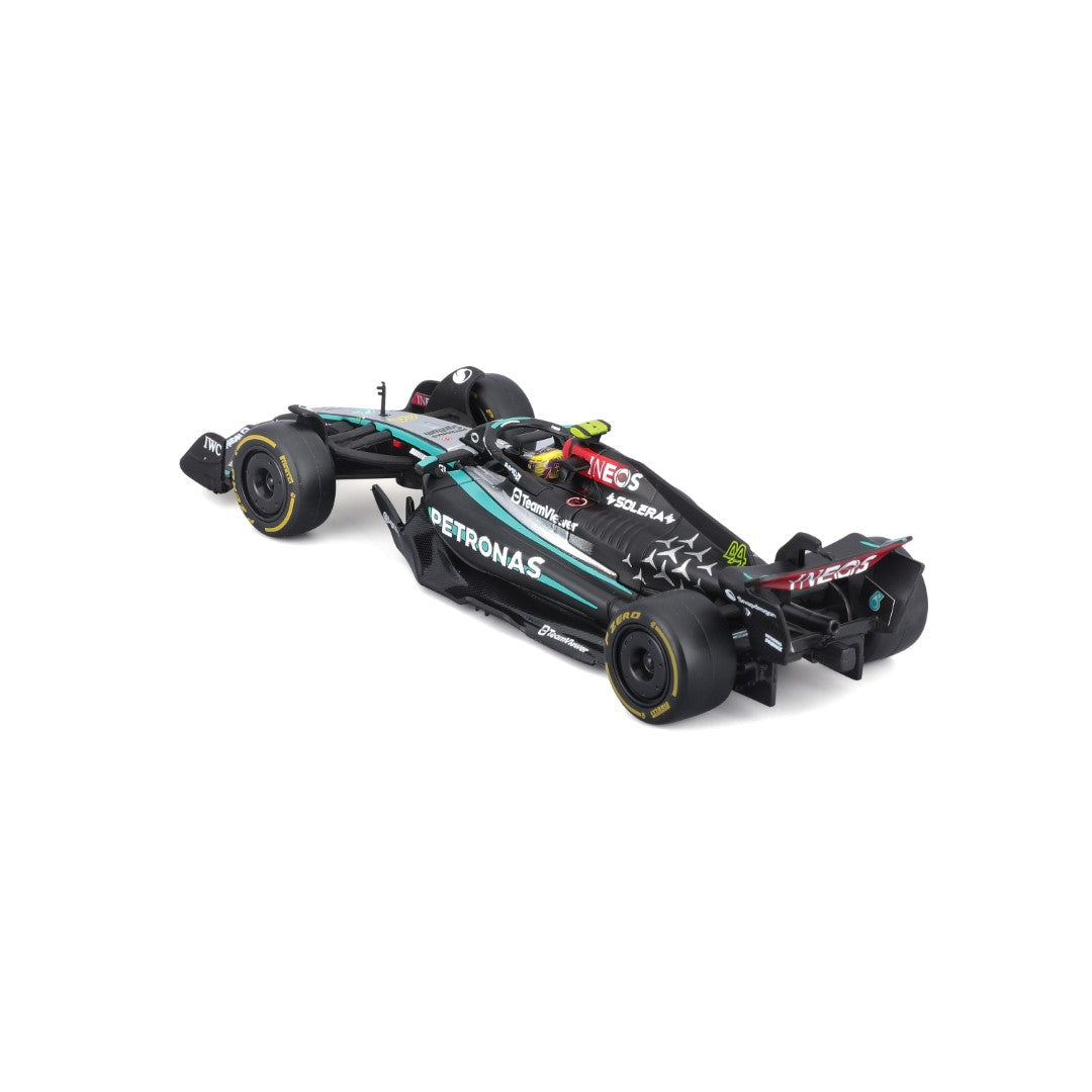 18-38209H Bburago -F1 Mercedes-AMG W15 E Performance #44 con casco Hamilton 1:43