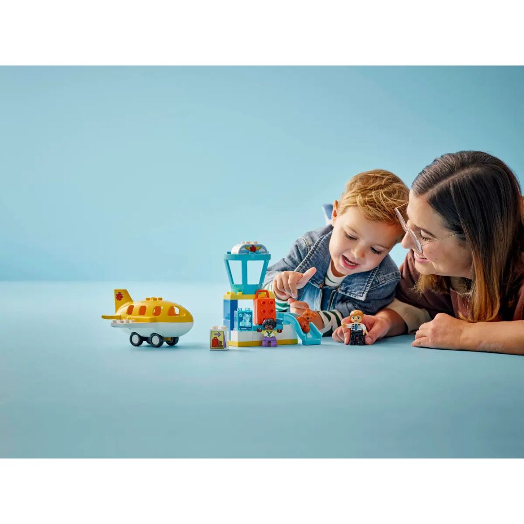 10443 LEGO Duplo - La prima volta in aeroporto