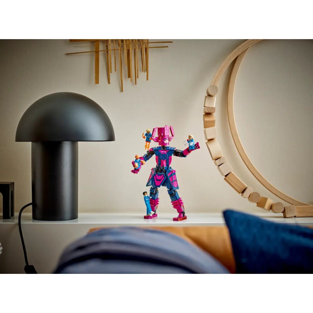 76316 LEGO Marvel - Fantastici Quattro contro personaggio di Galactus