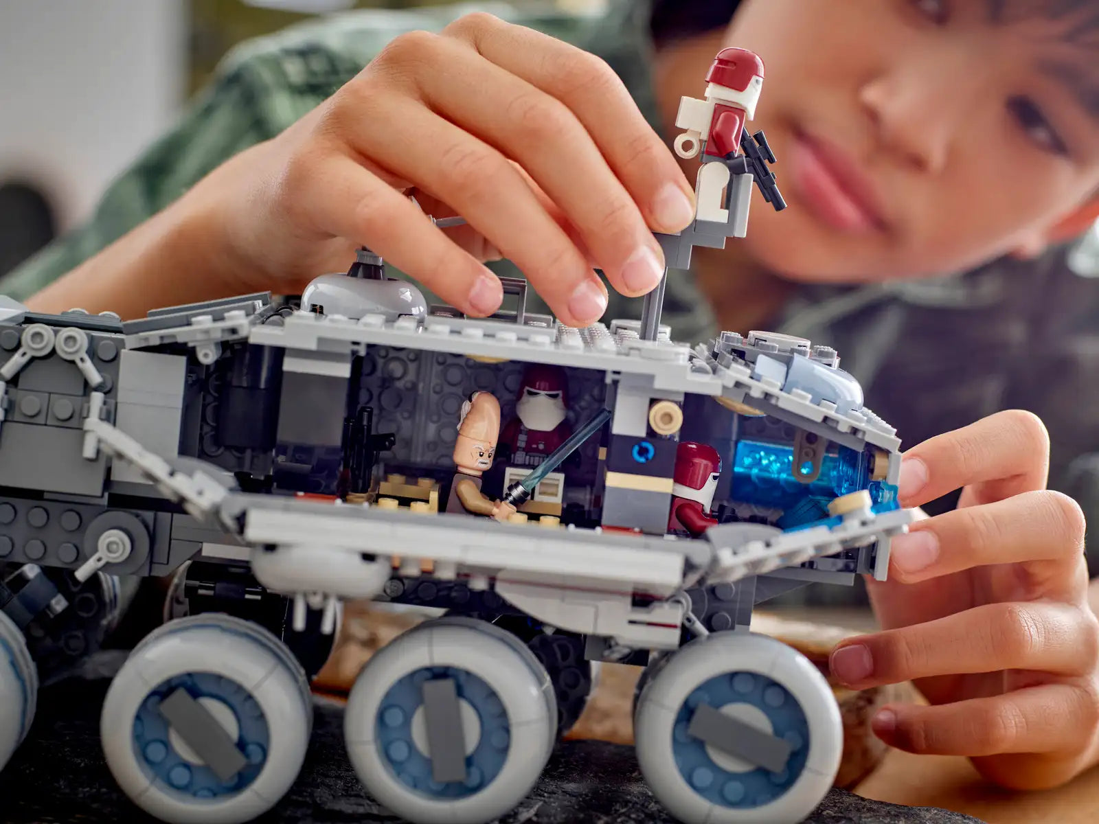 75413 Lego Star Wars TM Star Wars Juggernaut della Repubblica