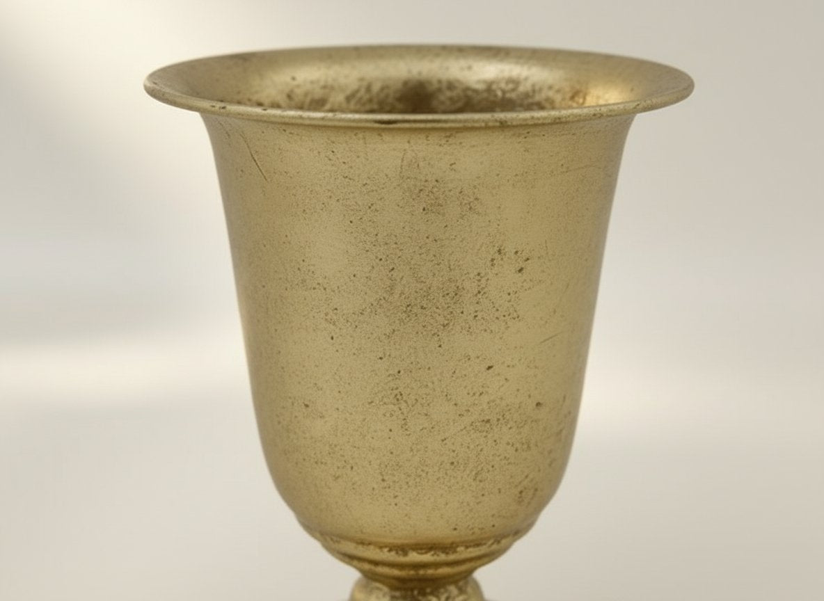 Vaso in Metallo Oro  Arredo e Decorazione Elegante per Casa D19 x 25,5 cm