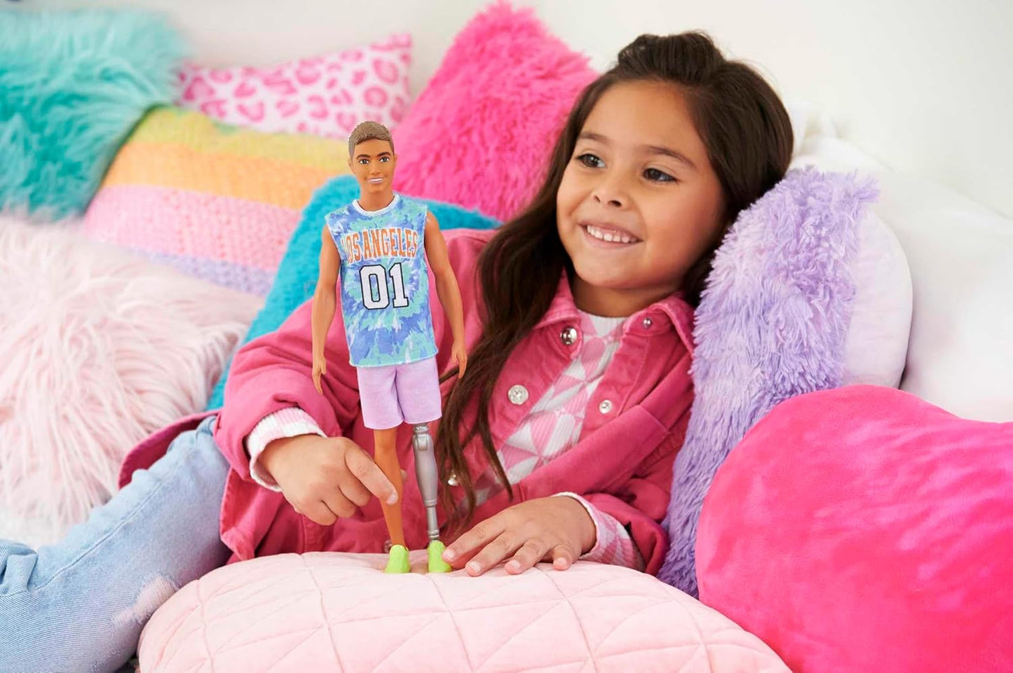 Mattel Barbie Fashionistas Ken #212  Bambola Ken con Protesi alla Gamba