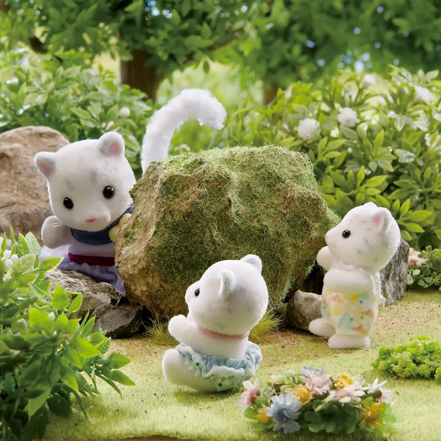 05814 Sylvanian Families La Famiglia Pantera delle Nevi | Set 4 Personaggi