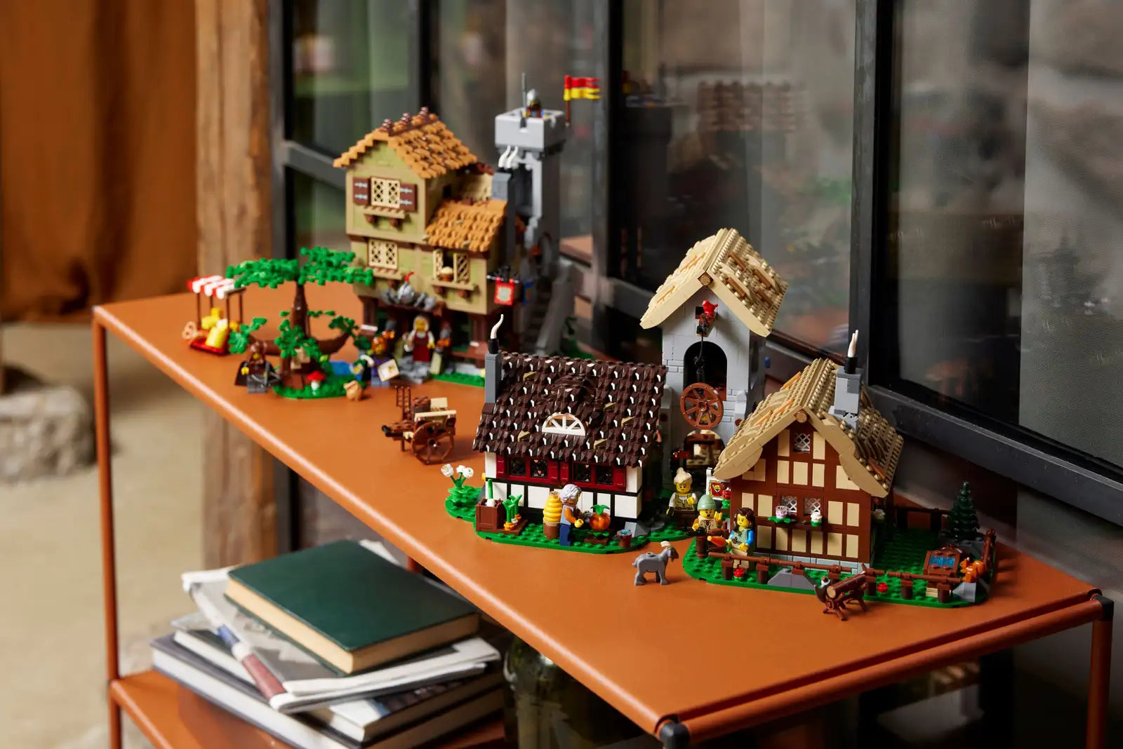 10332  Lego Icons  Piazza della città medievale