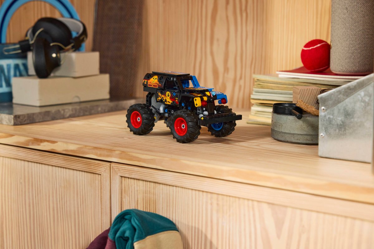 42219 LEGO Technic Monster Jam Grave Digger Fuoco e Ghiaccio