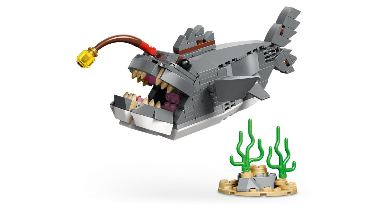 31381 LEGO Creator Squalo con scrigno del tesoro