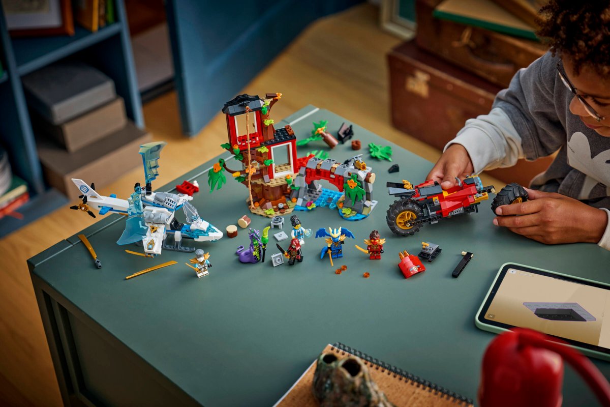 71857 LEGO Ninjago Battaglia alla casa sull’albero con veicolo Ninja