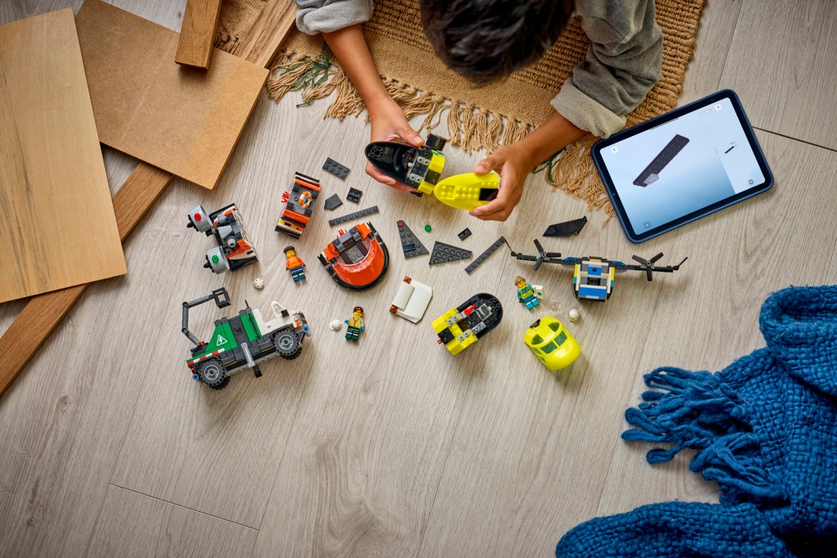 60505  LEGO City Great Vehicles Remix aereo, camion di servizio e hovercraft