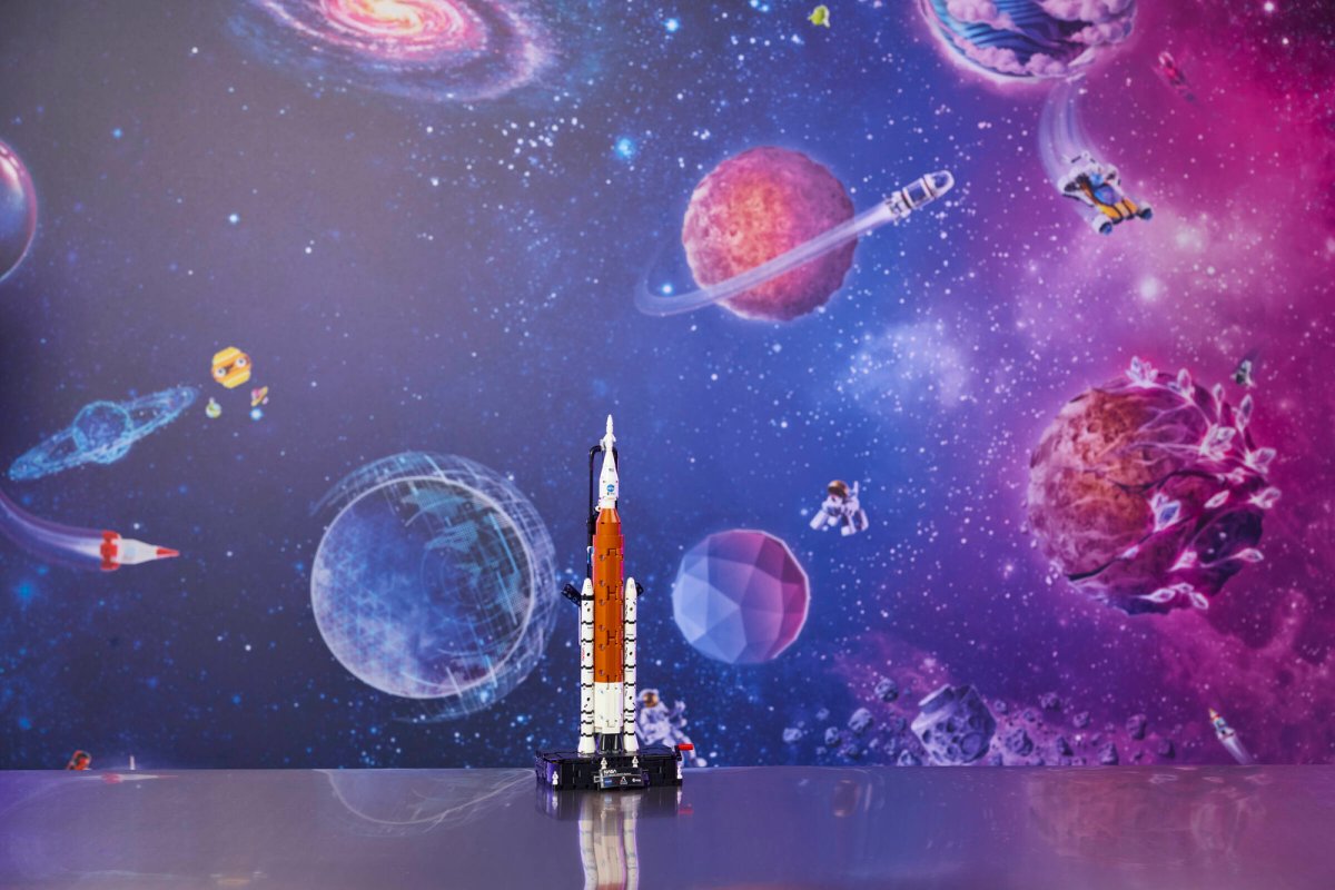 42221 LEGO Technic Sistema di lancio spaziale razzo NASA Artemis