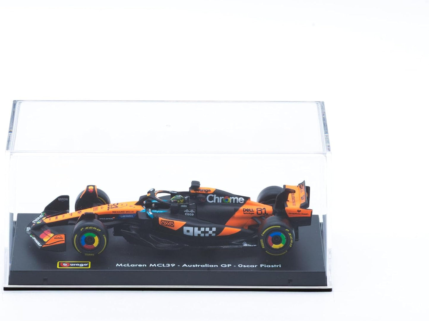 18-38249P Bburago F1 McLaren MCL 39 #81 2025 Oscar Piastri  con casco 1:43