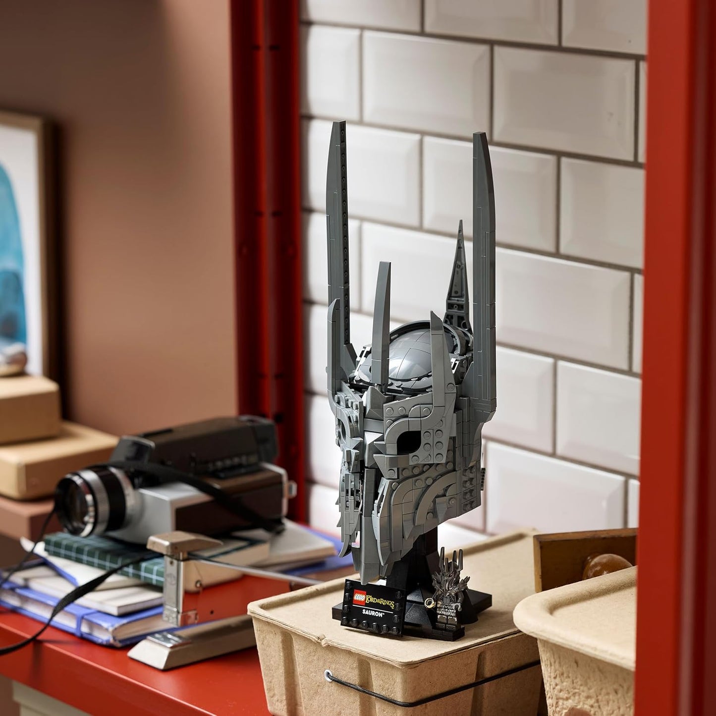 11373 Lego Icons Il Signore degli Anelli: Elmo di Sauron