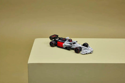 77259 Lego  Speed Champions Auto da corsa Audi Revolut F1® Team R26
